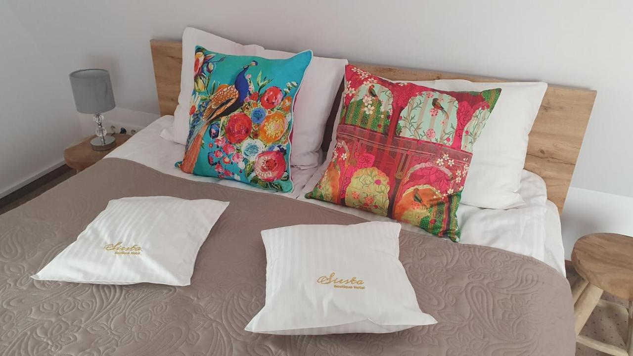 Hotel Siesta Свебодзин Екстериор снимка