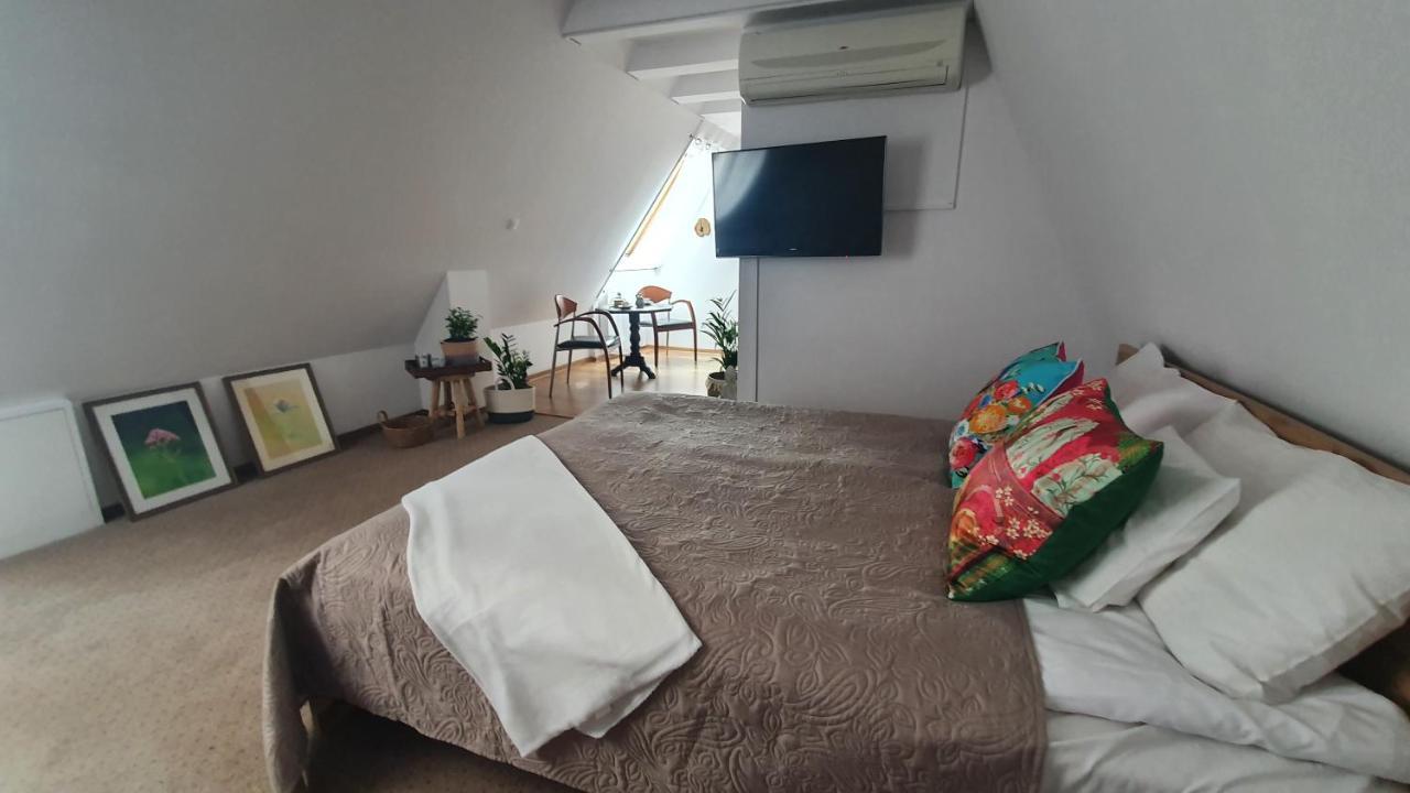 Hotel Siesta Свебодзин Екстериор снимка