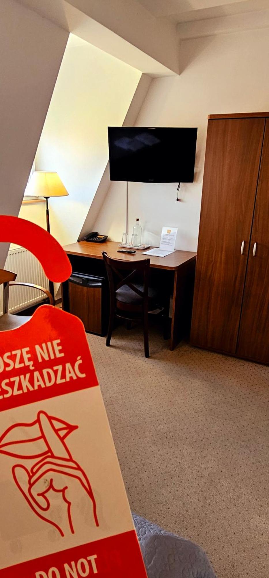 Hotel Siesta Свебодзин Екстериор снимка